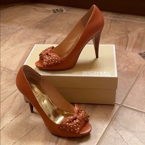 Michael Kors Meredith Pump 8M US